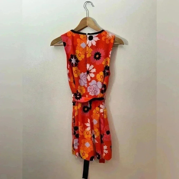 Victoria Beckham x Target 70s print romper XS sleeveless tie waist pocket shorts - Picture 7 of 9
